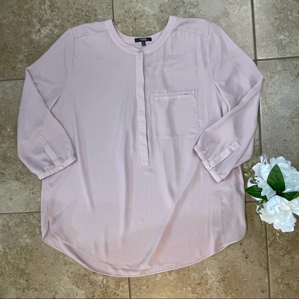 NYDJ 3/4 Sleeve Pleat Back Blouse